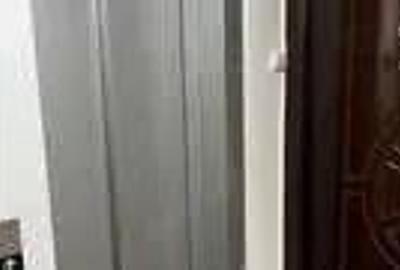 Apartament cu 2 camere decomandat în Berceni