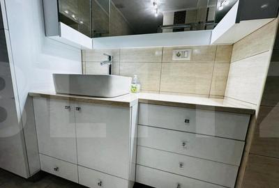 Casă cu 7 camere cu Teren 1100 Mp în Vladimirescu - 16