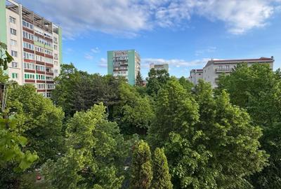 Apartament cu 3 camere decomandat în Gheorgheni