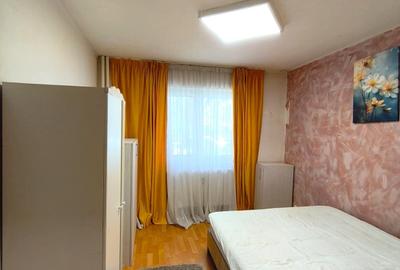 Apartament cu 3 camere decomandat în Giurgiului - 3