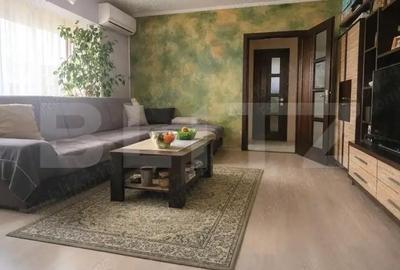 Apartament cu 3 camere semidecomandat în Central - 1