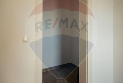 Apartament cu 2 camere de vanzare in zona Cetate COMISION 0% - 6