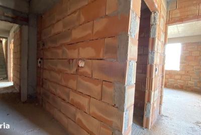 Apartament cu 2 camere decomandat în Hlincea - 12