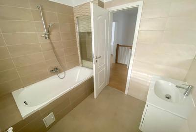 Casă cu 4 camere cu Teren 250 Mp în Corbeanca - 1