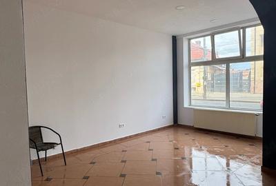Spațiu comercial, de 108 mp, în Exterior Vest