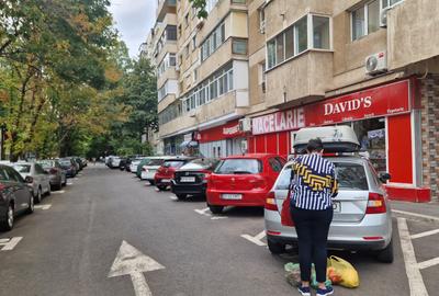 Militari-Piata Veteranilor suprafata 280 mp-pret 6500 euro - 2