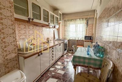 3 CAMERE SPECIAL IN DOROBANTI - 1983 - 92 MP - BLOC UNICAT CF 1 - 20