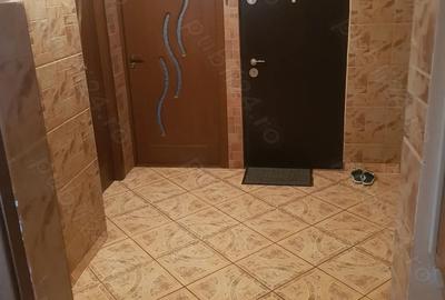 Vand Apartament 2 camere - 2