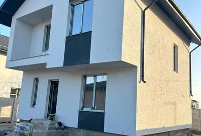 Casă cu 6 camere cu Teren 450 Mp în Bragadiru