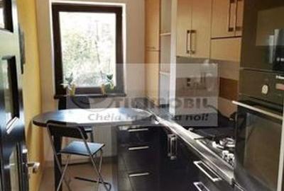 2 CAM  D MOBILAT UTILAT PARCARE IN CURTE INTERIOARA 2 CAM  D MOBILAT UTILAT PARCARE IN CURTE INTERIOARA - 3