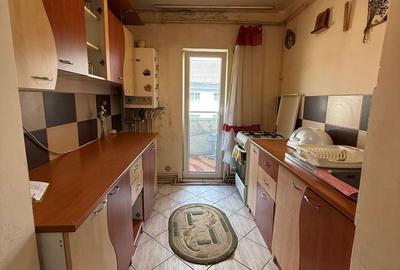 Apartament cu 2 camere decomandat în Traian - 3