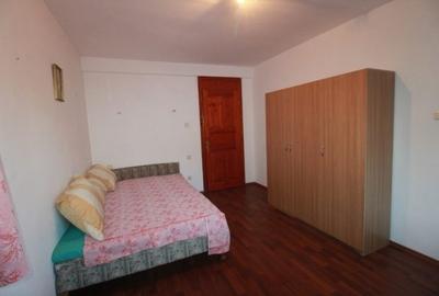 Casă cu 4 camere cu Teren 190 Mp în Central - 9