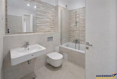 Apartament cu 3 camere decomandat în Tractorul - 4
