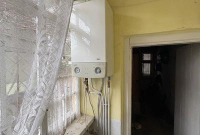 Casă cu 4 camere în Sântion - 2