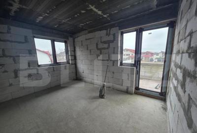 Casă cu 4 camere cu Teren 570 Mp în Central