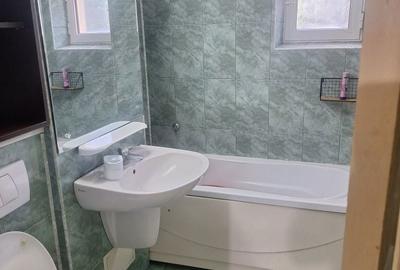 Apartament cu 3 camere decomandat în Central - 8