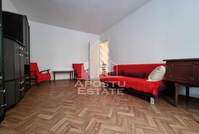 Apartament cu 2 camere decomandat, mobilat în Soarelui
