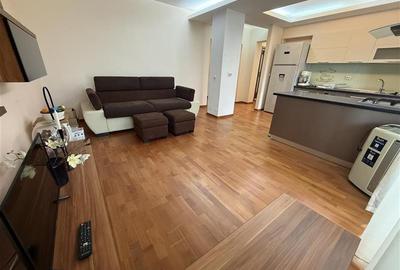 Apartament cu 3 camere decomandat în Gară