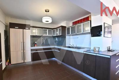 Apartament cu 4 camere decomandat, mobilat în Rovine - 13