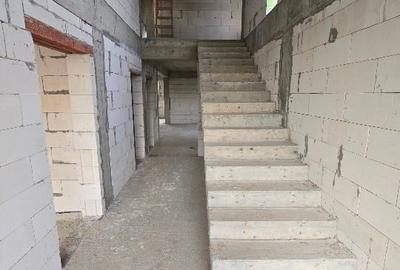 Casa la rosu + acoperis complet - 11