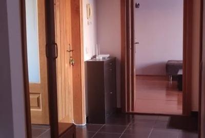 Apartament cu 2 camere decomandat în Central - 2
