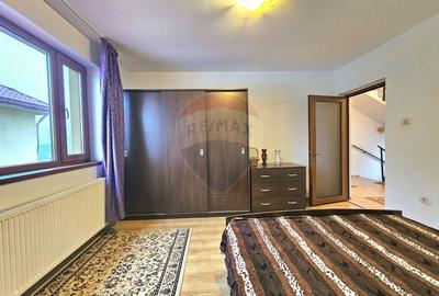 Casă cu 7 camere de vânzare in Lumina Constanta - 4