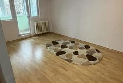 Apartament cu 4 camere decomandat, mobilat în Apărătorii Patriei