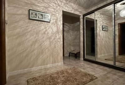 Apartament cu 2 camere în Palazu Mare