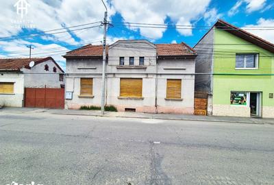 Casă cu 5 camere cu Teren 636 Mp în Central - 3