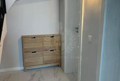 Casă cu 4 camere cu Teren 200 Mp în Păulești - 5