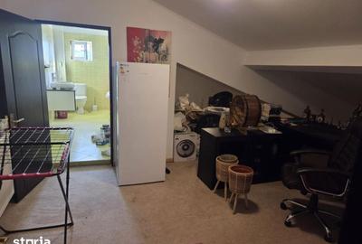 Apartament cu 4 camere în Central - 12