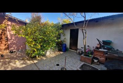 CASĂ DE VÂNZARE CU 4 CAMERE IN ZONA BUCUREȘTI-NOI SEC.1 - 5