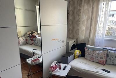 Apartament cu 2 camere nedecomandat în Central