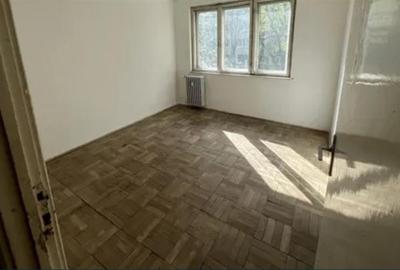 Apartament 3 camere zona Democratiei - 1