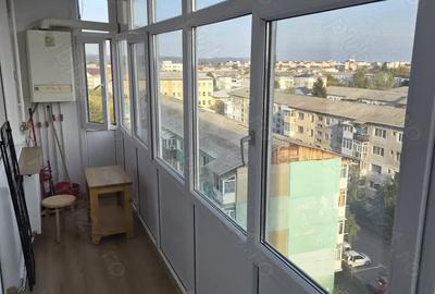 Inchiriez apartament 2 camere Targoviste-micro 6 - 9
