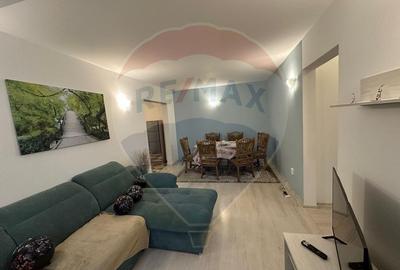 ZONA CENTRALA -  apartament 3 camere - 7