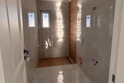 Casă cu Teren 490 Mp în Central - 1