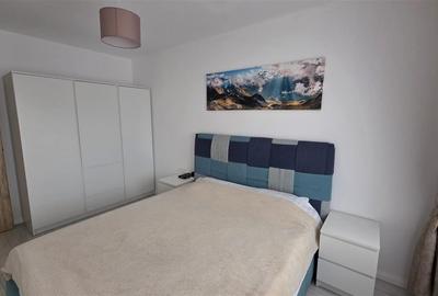 Apartament cu 2 camere decomandat în Tractorul - 7