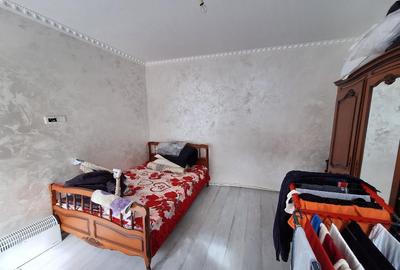 Casa caramida Piata Centrala 2 corpuri 100mp 500mp teren 149000E - 9