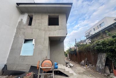 Casă cu 5 camere cu Canalizare în Dorobanți - 15