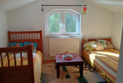 Vânzare vila  P+1E+ M – 4 dormitoare | 3 băi | living spațios | curte proprie - 10