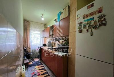 Apartament cu 3 camere, semidecomandat, etaj intermediar,... - 5