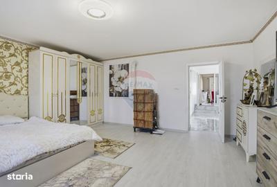 Casă cu 3 camere cu Teren 1439 Mp în Secusigiu - 12