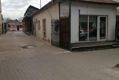 Spațiu comercial, de 60 mp, în 1 Decembrie - 4