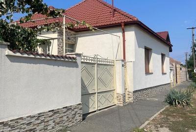 Casă cu 3 camere în Central - 6