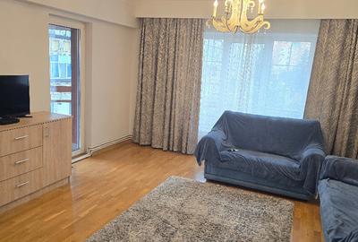 Inchiriez apartament 3 camere decomandat in Deva, bloc Casial, et 2 - 1