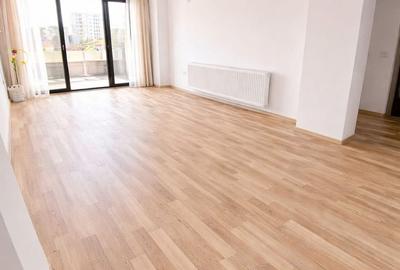 Apartament cu 2 camere decomandat în Km 5 - 1