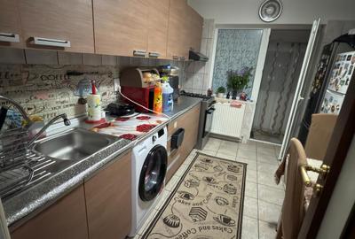 Apartament cu 3 camere semidecomandat în Berceni - 17