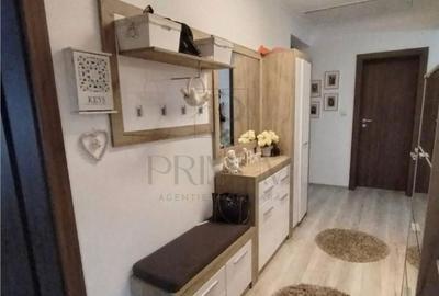 Casă cu 4 camere cu Teren 458 Mp în Sânmihaiu Român - 8