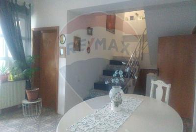 DE VANZARE Casa / Vila cu 6 camere in Popesti-Leordeni - 19